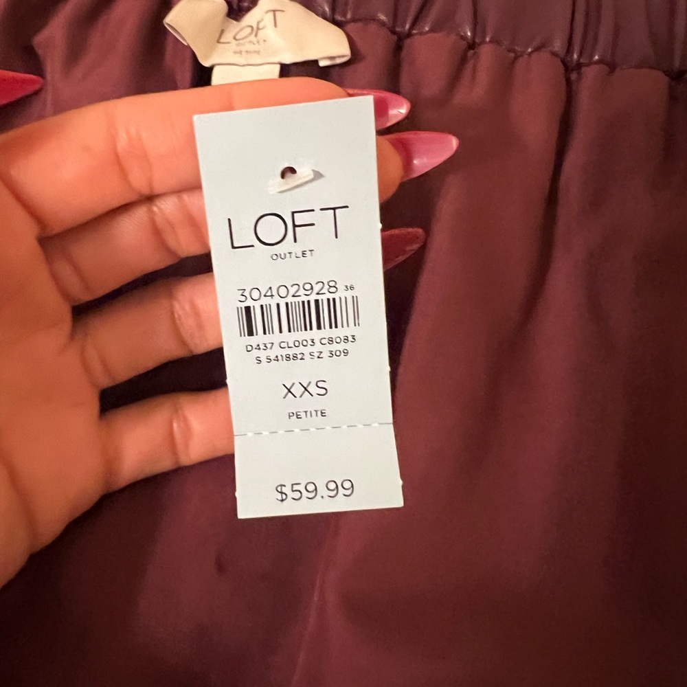 LOFT  ✨ - Picture 3 of 3
